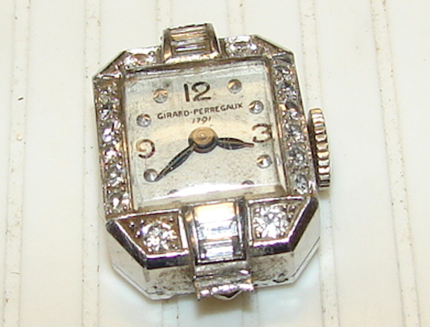 Girard-Perregaux 14k White Gold Diamond Bezel--17 Jewel Ladies Watch