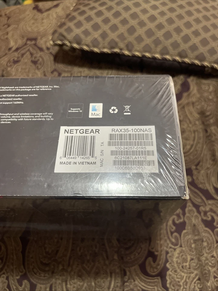 NETGEAR RAX35 Nighthawk AX4 4-Stream WiFi 6 Router - Image 4 of 4