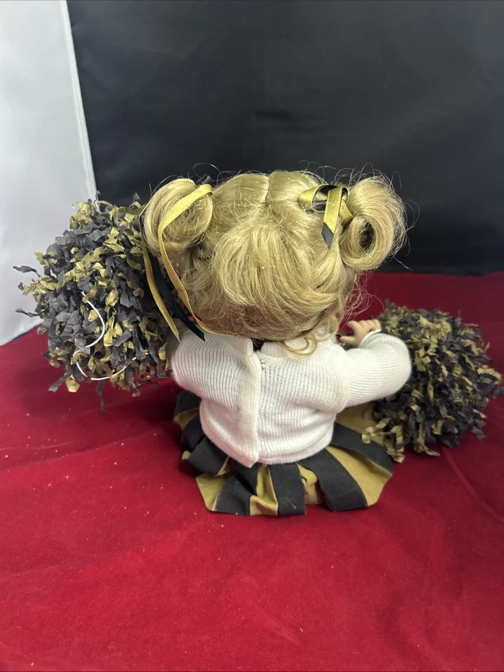 Vintage Purdue Cheerleader Doll Danbury Mint Molly The Littlest Boilermaker - Image 4 of 4