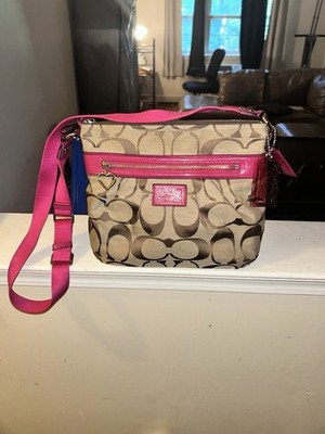 Coach Poppy Daisy Signature Swingpack Crossbody