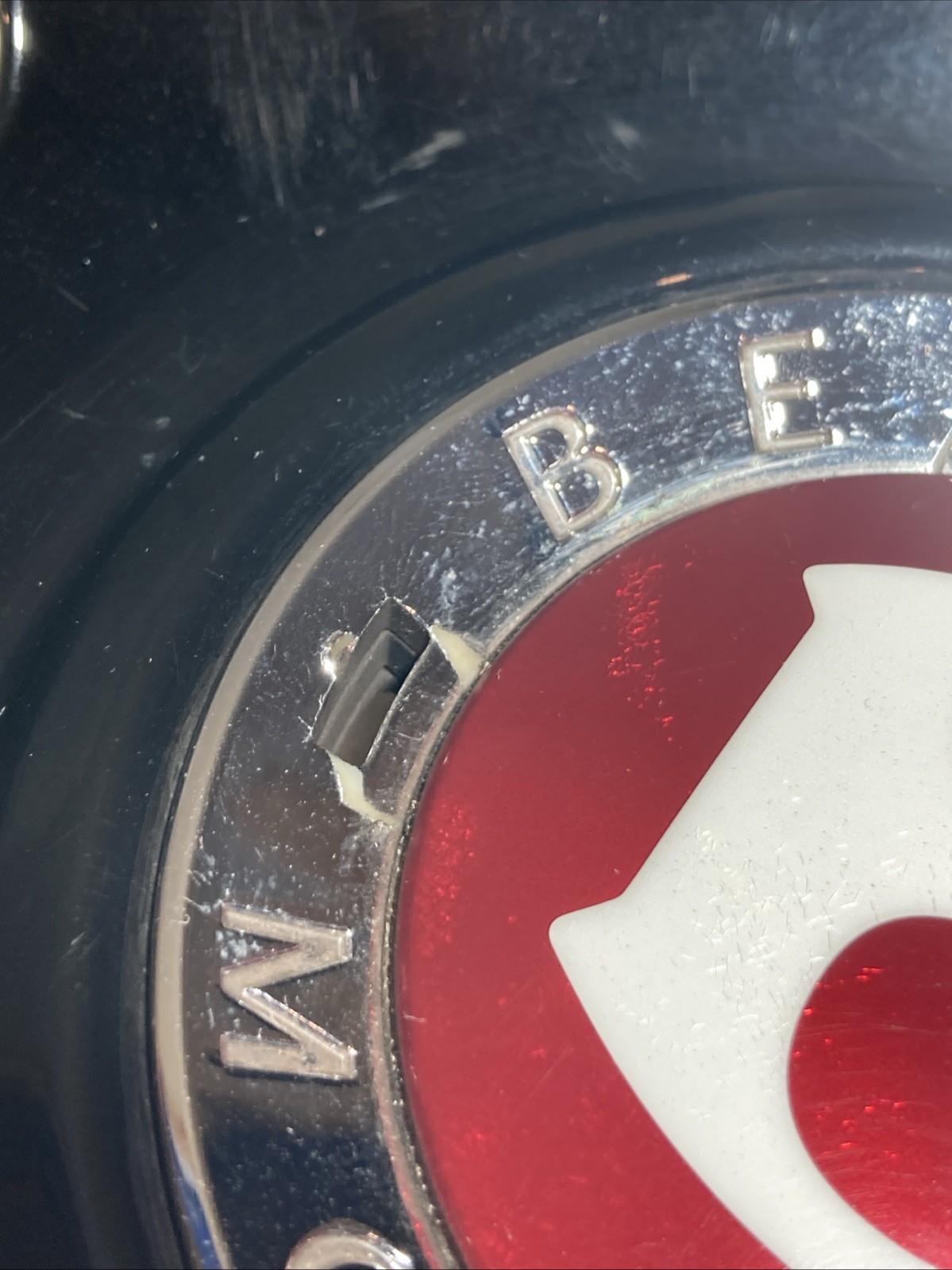 Estate Find BENTLEY CONTINENTAL GT CENTRE HUB CAP 7" for 21" WHEEL BLACK RED