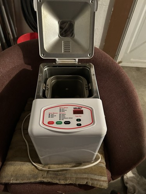 #ad #ad Bread Maker with Settings Buttons It Works Good Got A New One $20.00