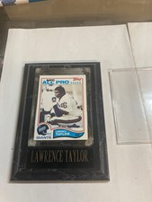 Lawrence Taylor rookie Card In plaque 1982 Topps hangable New York Giants Nice