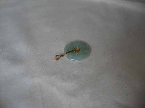 VTG HONG KONG LIGHT GREEN JADE BI DISC " FU DAO LE ! " 14K YELLOW GOLD PENDANT - Picture 17 of 21