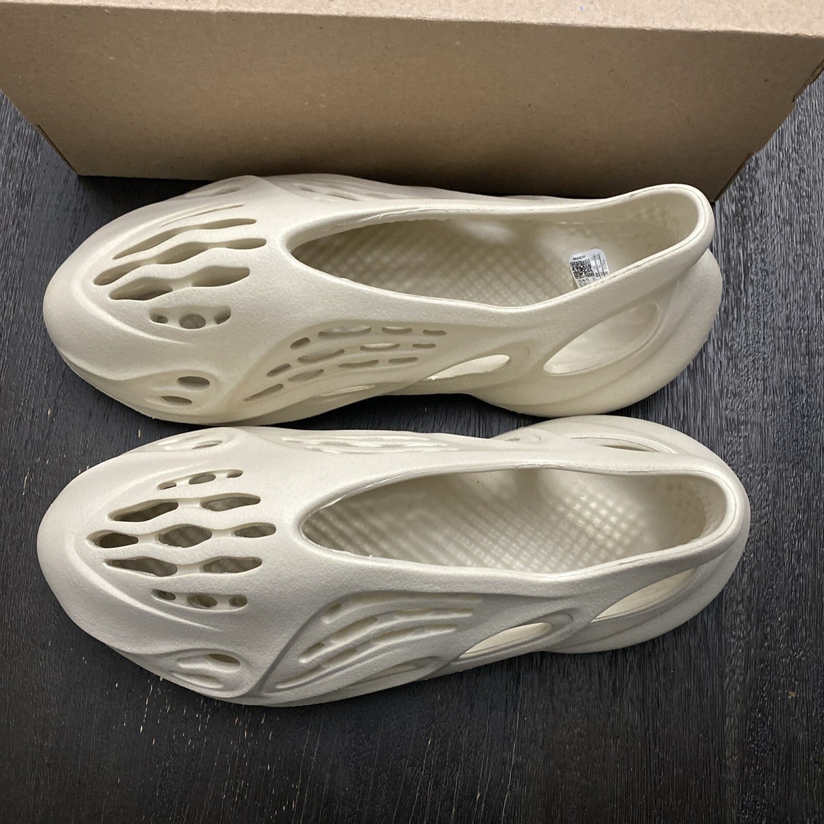 NEW Yeezy Foam Runner 'Sand'(FY4567) Men's Size 11 NEW With box | eBay