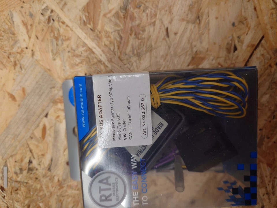 RTA 032.563-0 Radio Adapter für Mercedes und VW mit Radiovorbereitung Can-Bus - Bild 2 von 4