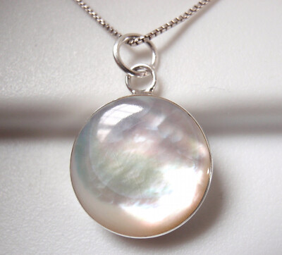 Mother of Pearl Round 925 Sterling Silver Pendant