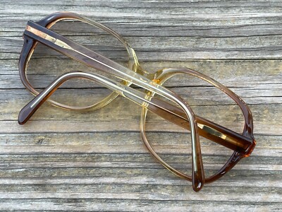 Vintage Eyeglasses Frame Brown Unisex Glasses Frame Z-87 61  display picture 1