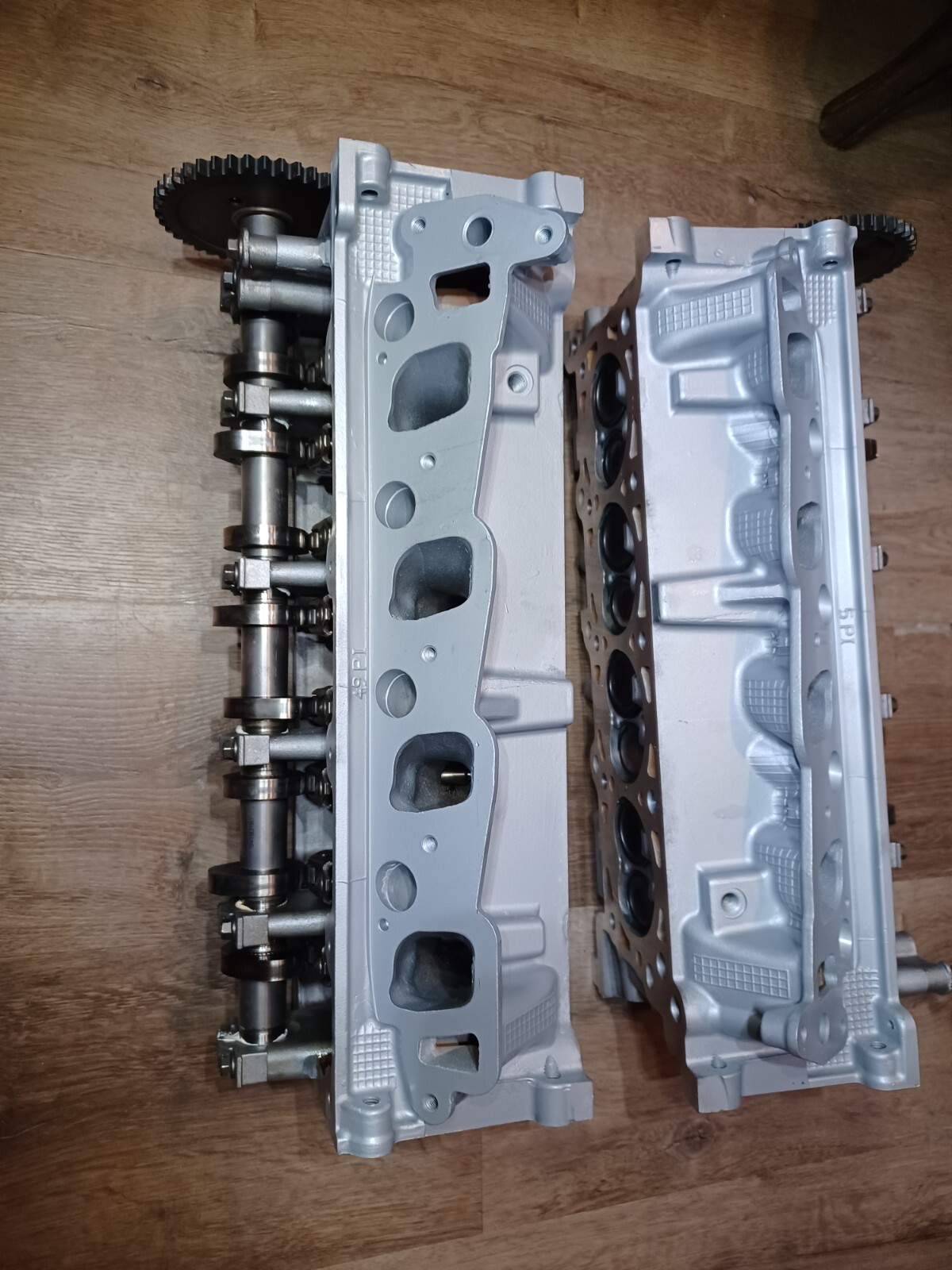 PAIR FORD LINCOLN NAVIGATOR 4.6 5.4 SOHC CYLINDER HEADS casting RF