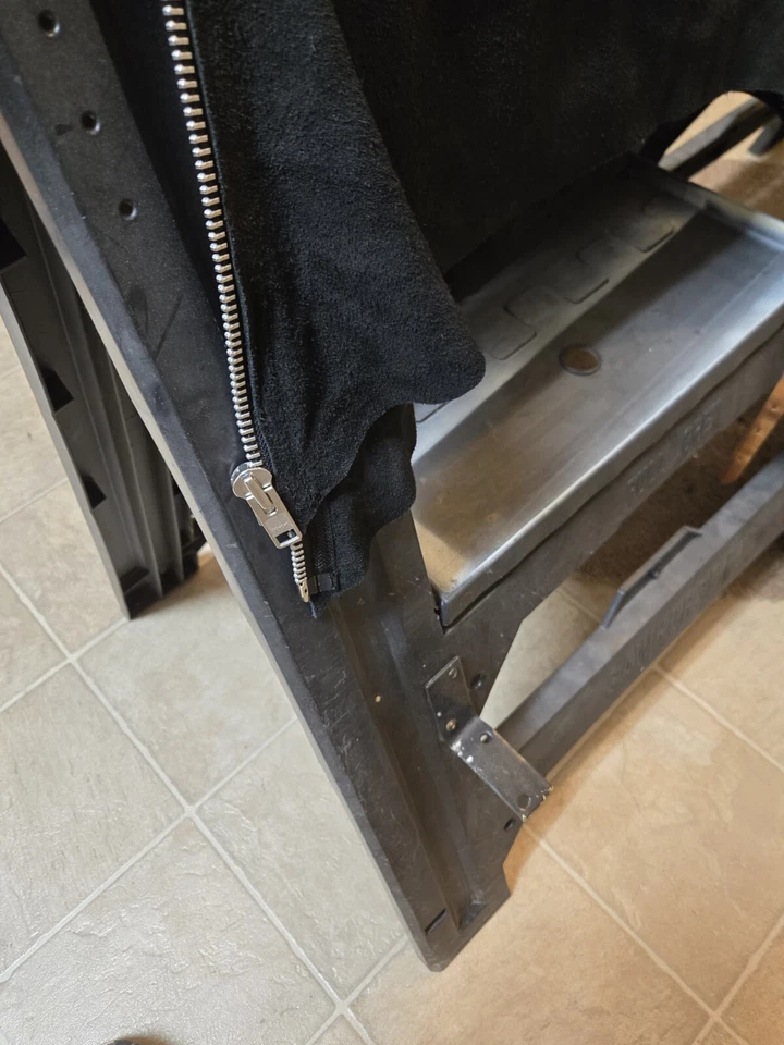 Шоу-чапсы из черной кожи  - Изображение 4 из 4