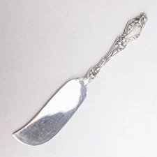 Lily (1902) by Whiting Sterling Silver 5 5/8" Butter Spreader(s) No Monogram