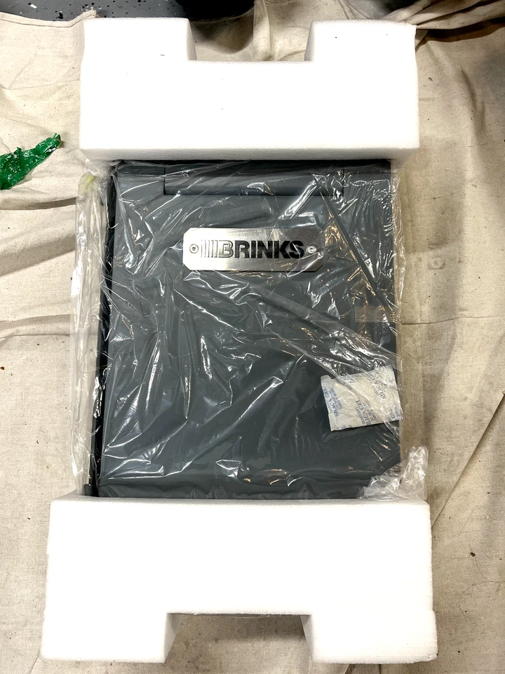 Nuevo Brinks B-Box Puerta Gen 2.5 En Tienda Caja Depósito 5006130-00 Envuelta Foto 3 de 4