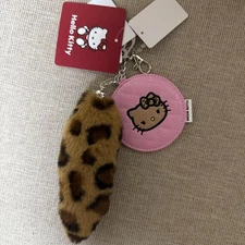 Avail Limited Edition Sun Tan Kitty Keychain with Pink Mirror Leopard Tail Charm