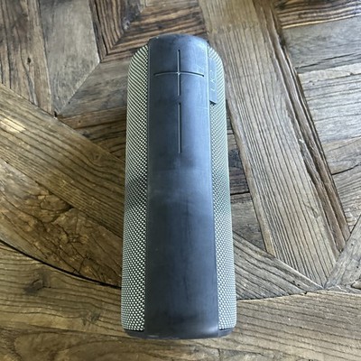 Logitech Ultimate Ears UE Megaboom Model: S-00147   READ**