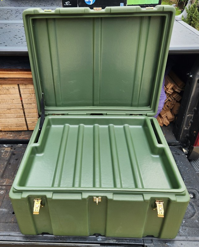 Hardigg Military Case Hard Case Storage Box Foot Locker With Tray  24"×20"×12"