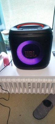 JBL PartyBox Encore Essential Bluetooth Lautsprechersystem - Schwarz