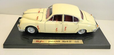 Maisto 1959 Jaguar Mark II Special Edition Die Cast Metal Body 1