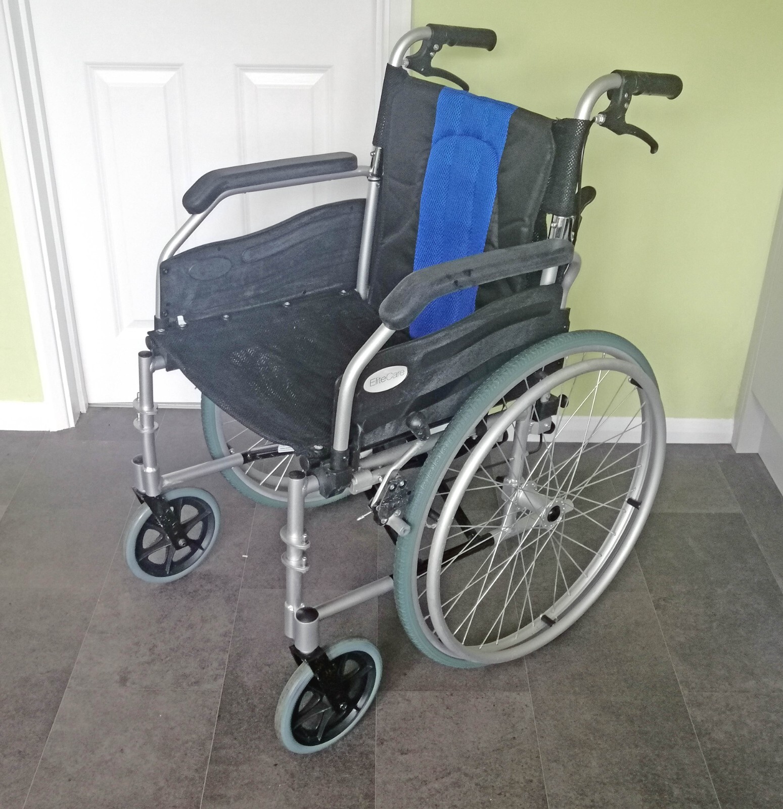 Elite Care ECSP01 Lightweight Folding Self Propelled Wheelchair with