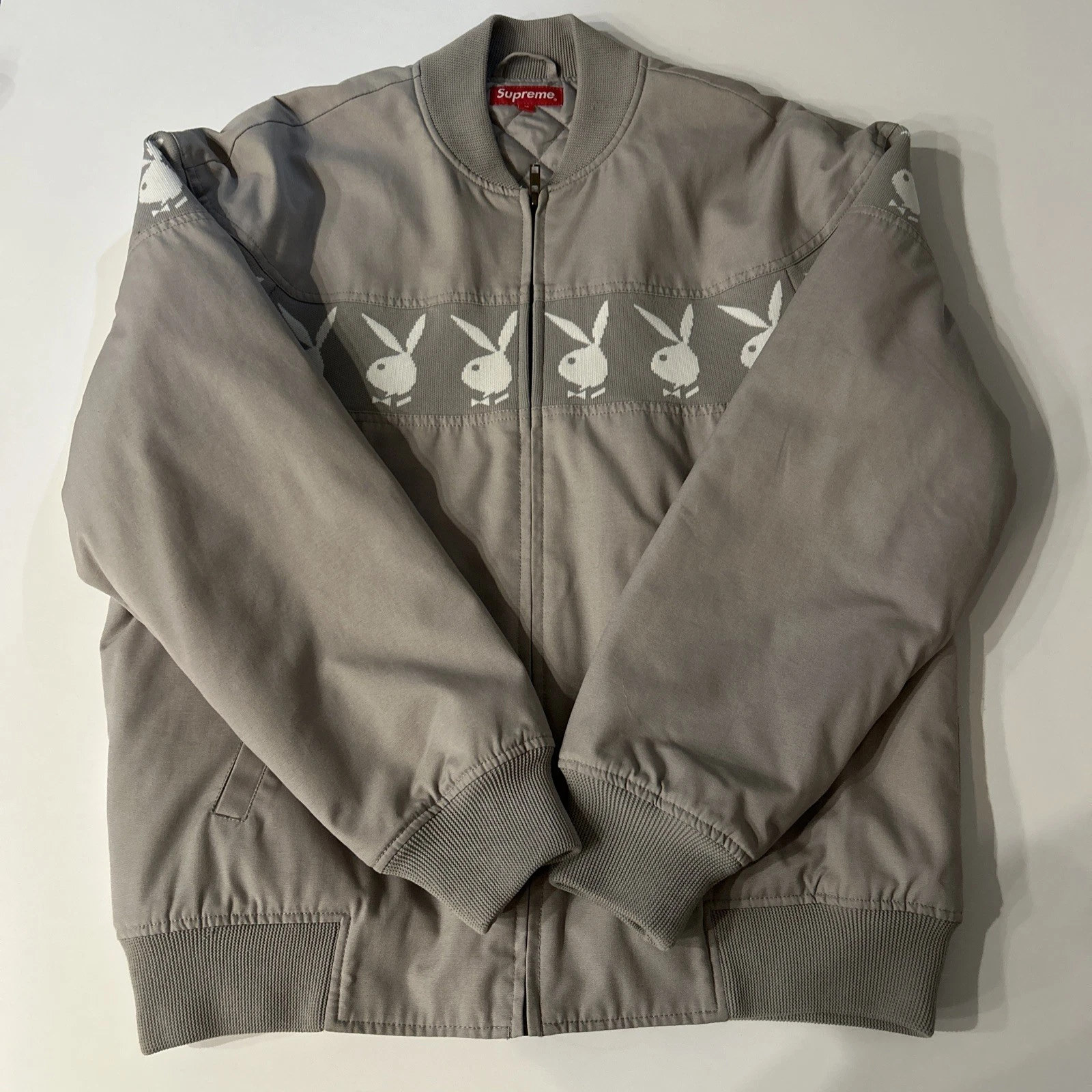 Veste Supreme PlayBoy Crew grise homme moyen rare objet de collection