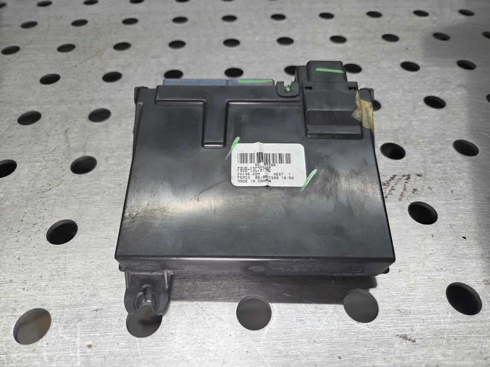 1998–2002 Lincoln Town Car Keyless Entry Door Lock Remote Control Module OEM - Image 3 of 4