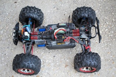 CUSTOM UPGRADED Traxxas Summit BRUSHLESS MOTOR CASTLE STADIUM TRUCK RED TIRE