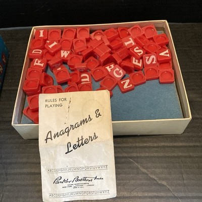 VTG Parkers Brothers Inc Anagrams & Letters, 96 Plastic Tiles & Box, Crafting