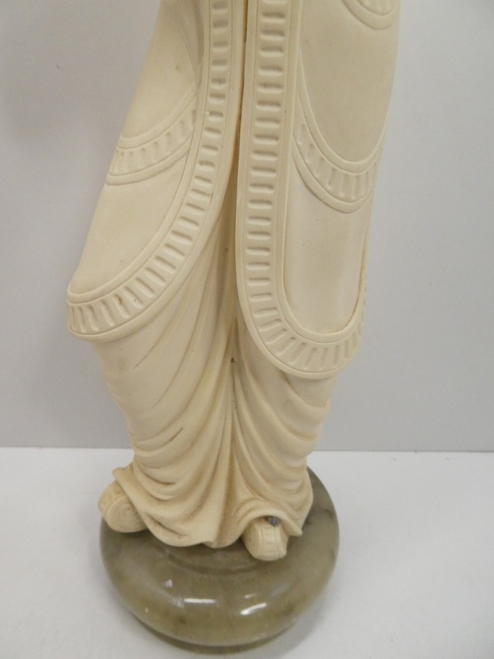 A GIANNELLI ITALY VINTAGE CAST RESIN CHINESE MAN STATUE ALABASTER BASE