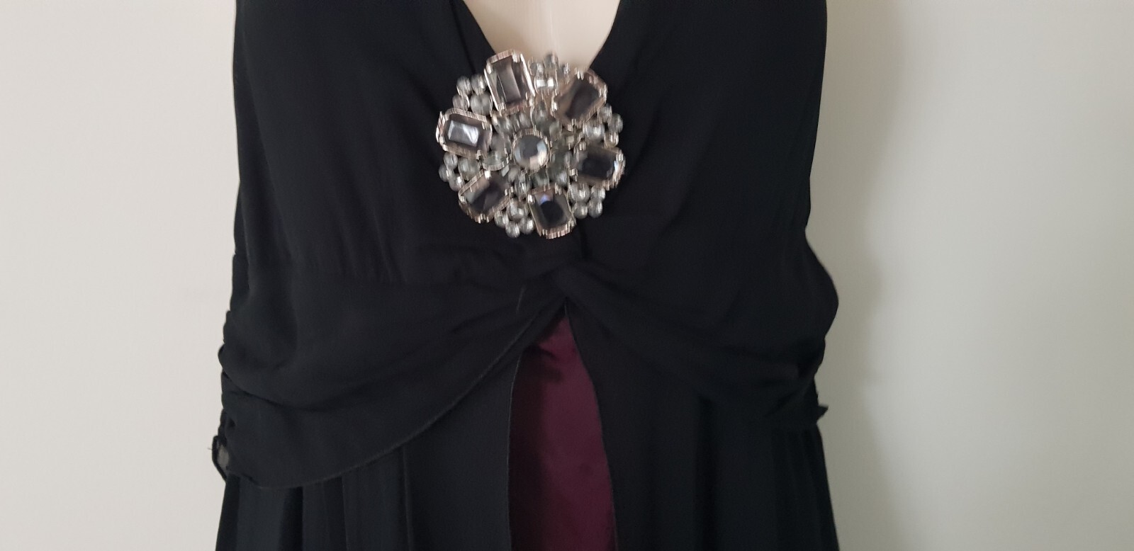 Picture 3 of 10