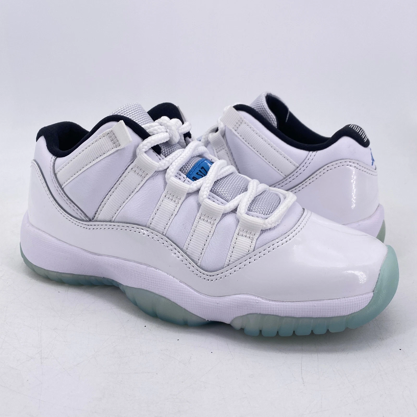 Air Jordan (GS) 11 Retro Low "LEGEND BLUE" 2021 Taglia 3.5Y 528896 117 (7897..