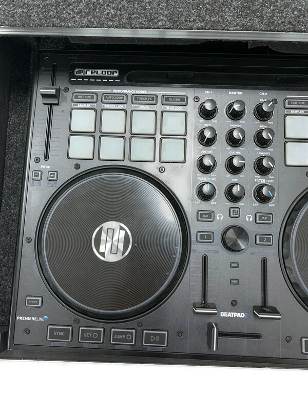 Reloop BeatPad2 DJコントローラー Amazon.com: Reloop Beatpad-2 Cross Platform DJ Controller