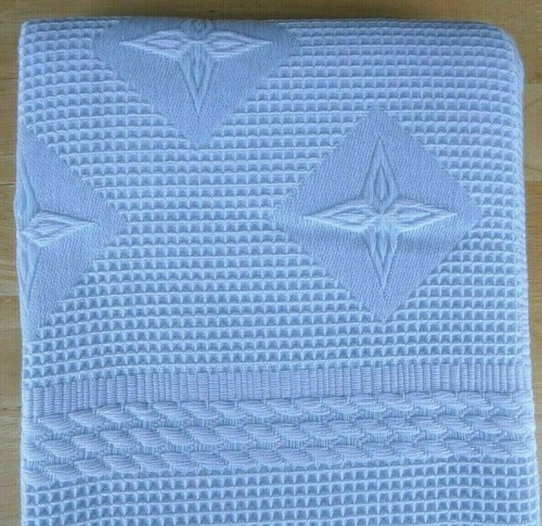 Baby Knitted Shawl Blanket White Pink Blue Star Heart Pattern Fringe 122 x 122cm - Picture 10 of 30
