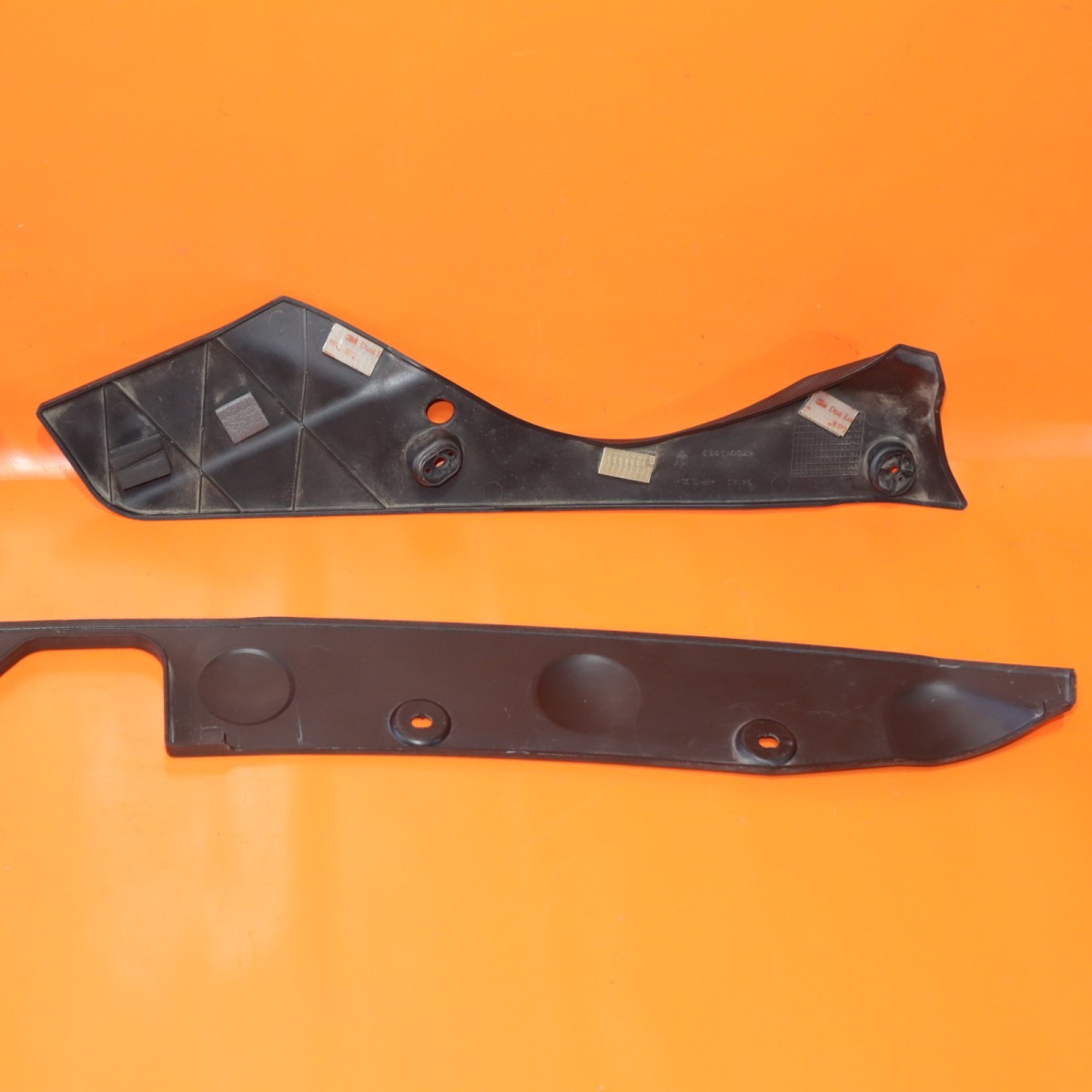 MASERATI QUATTROPORTE HEADLIGHT SUPPORT COVER 2013 2014 2015 2016 670013524