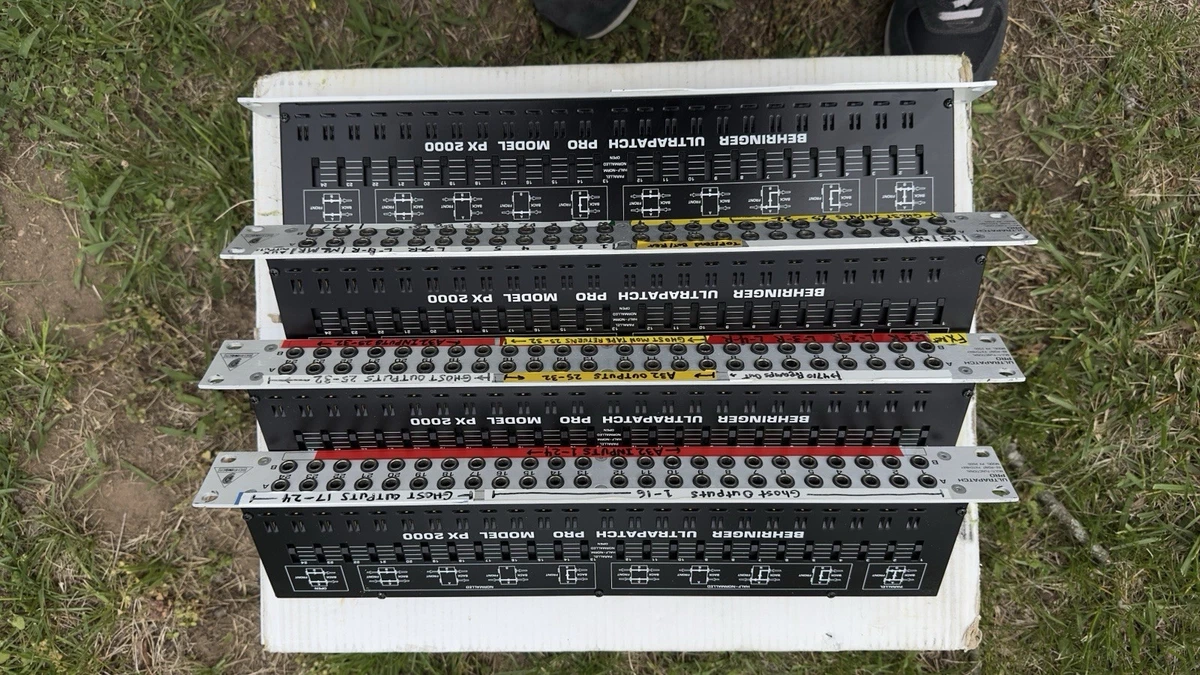 Preços baixos em Processadores de sinal Behringer Patch Bay e