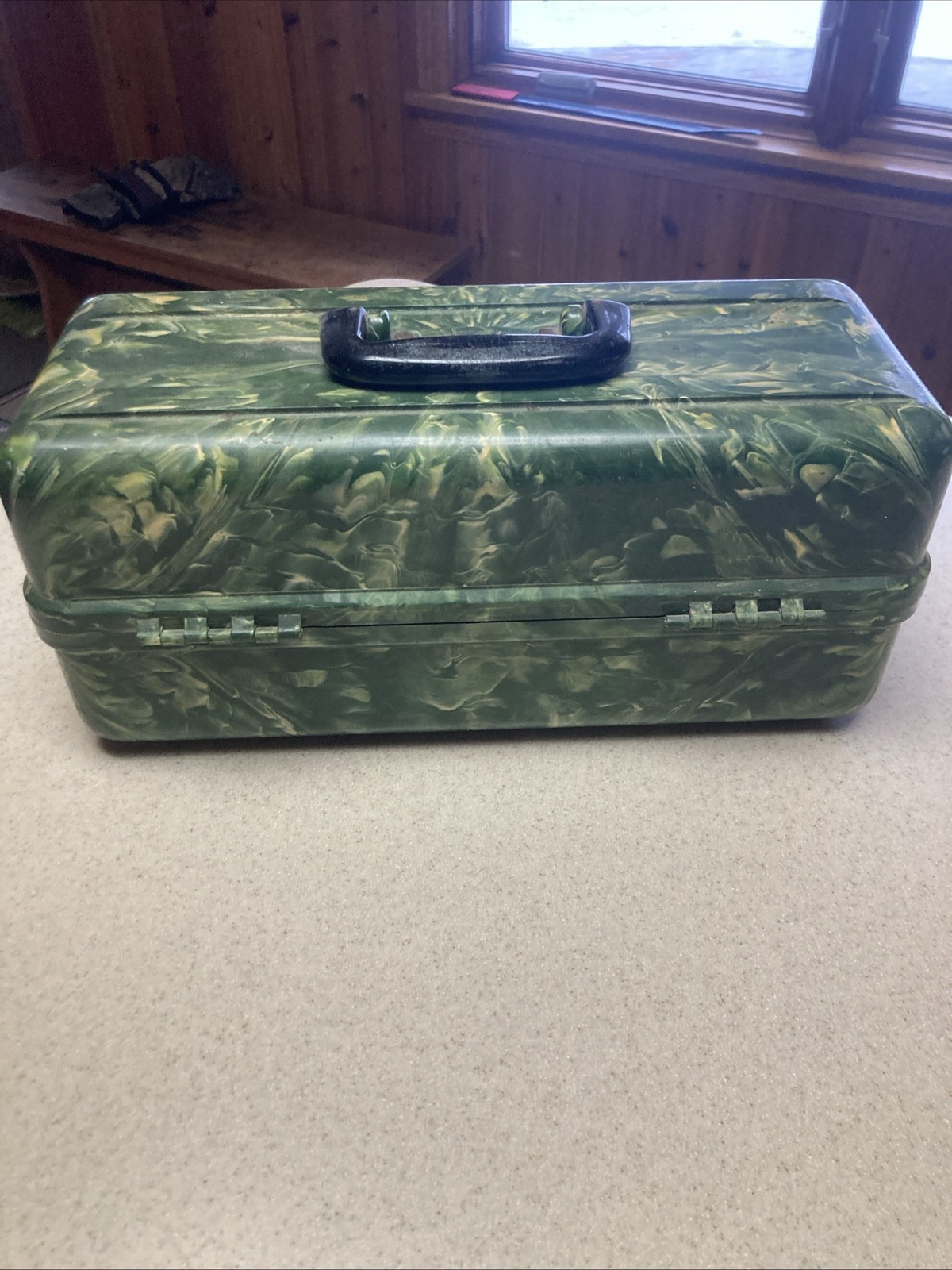 VINTAGE PLANO PLAS-TAK 4200 MARBLED PLASTIC TACKLE BOX 2 TRAY