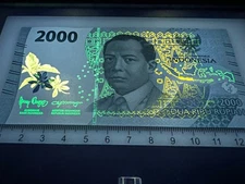 Indonesia 2000 Rupiah UNC World Paper Money Currency Cash Banknote