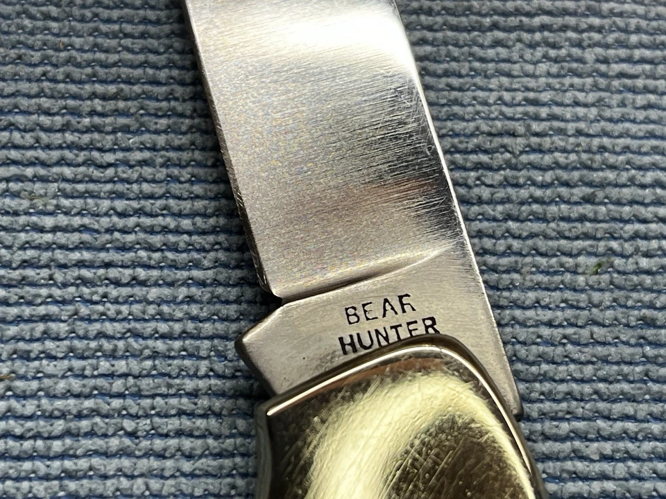 De colección Bear Hunter Solingen Acero Inoxidable 440 Ranuras para Dedos, Bloqueo Hoja Trasera Foto 2 de 4