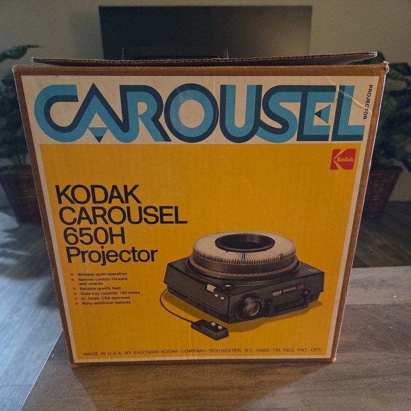 Kodak Carousel 650H Slide Projector w/ Remote Box Manual AS-IS For Parts Repair