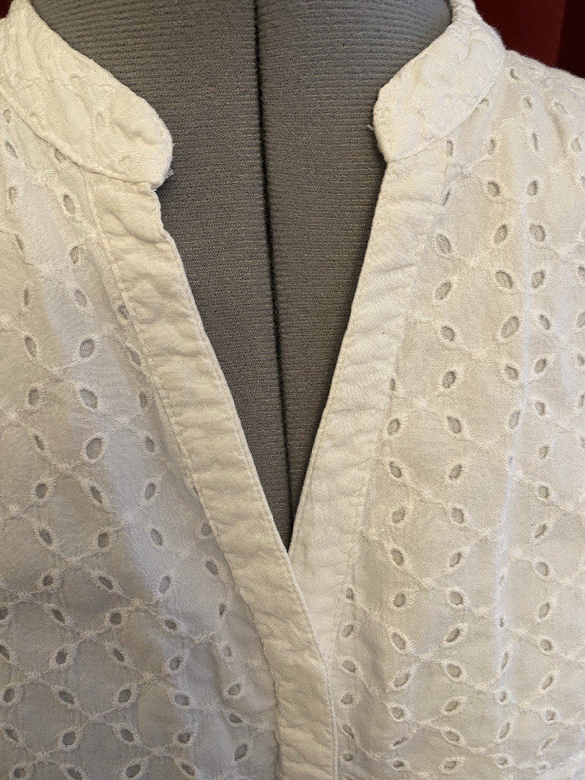 Basic Editions White Eyelet Blouse Embroidered 10… - image 2