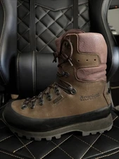 Kenetrek Women's Mountain Extreme 400 Gram Insulated Waterproof Boots Size 8