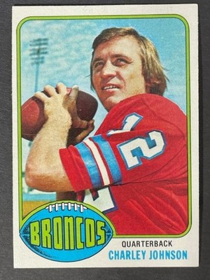 VINTAGE 1976 Topps football CHARLEY JOHNSON # 68 - NM-MT