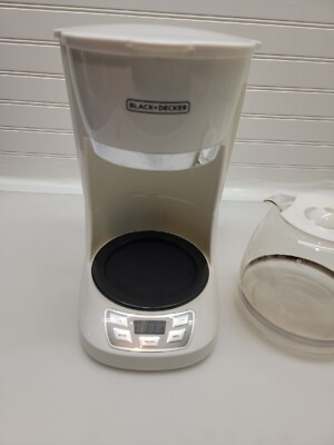 Black+Decker CM1160W Macchina Da Caffè Programmable 12 Tazze - Funzione Sneak-A-Cup, Piastra Calda