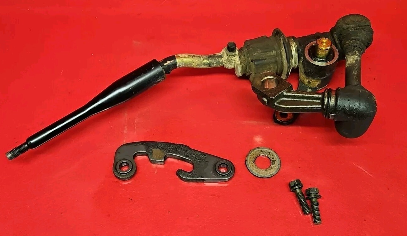 93-95 Nissan Pathfinder 3.0L V6 4WD Manual Transmission Transfer Case Shifter