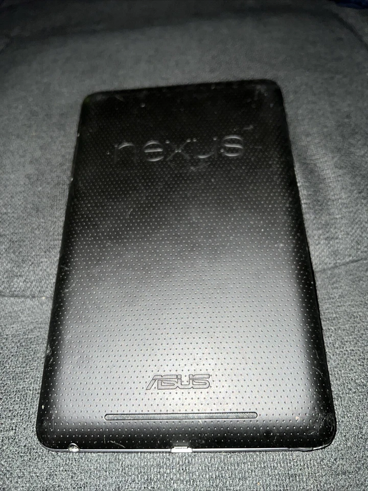 Nexus 7 32GB, Wi-Fi, 7in Grouper - Image 2 of 4