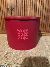 Vintage Tupperware Servalier Red Tulip Quilt Canister 6-3/8" tall x 7-3/4" wide