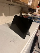 Microsoft Surface Pro 7 8GB RAM 256GB Intel Core i5 10th Gen. 12.3 inch Tablet