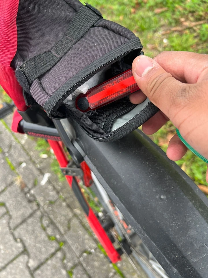 Cube AIM Race 29" Mountainbike - top gepflegt, inkl. Helm&Zubehör - Bild 3 von 4