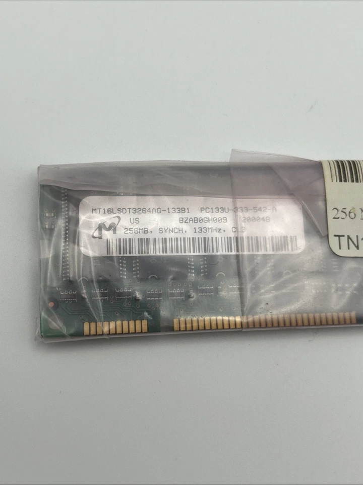 MEMORY MT16LSDT3264AG-13381 256MB,SYNCH,133MHZ,CL3 PC133U-333-542-A, TN1977-1689 - Image 2 of 4