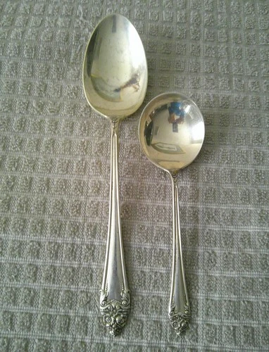 Lot of 2 Vint Sterling Reed & Barton Spoons 8.25" Serving & 6" Soup Spoon