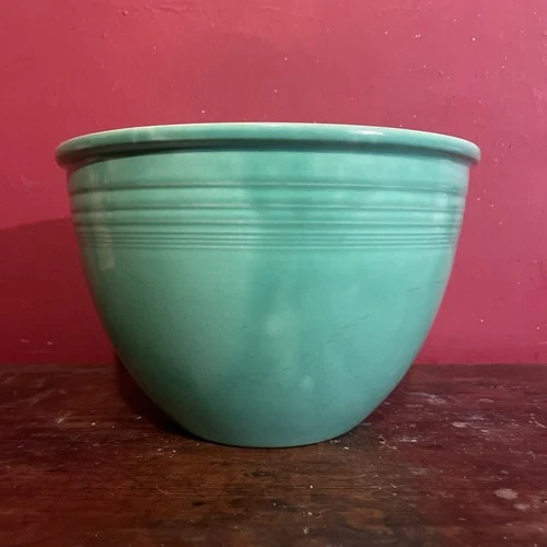 Vintage Fiesta Ware Mixing Bowl #7 Original Green With Bottom Rings