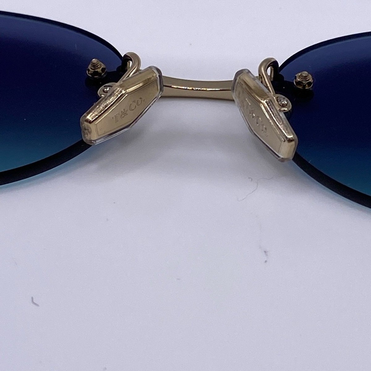 Tiffany & Co. TF 3104-D Sunglasses Blue Lenses Gold 56-18-140 Tiffany & Co. TF3104D L (56 - 18) with Blue lenses and Gold  main image 4